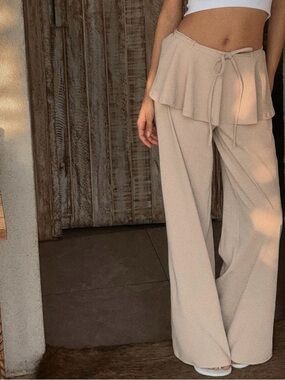 Zara Beige Wide-Leg Ruffle Waist Pants NWT